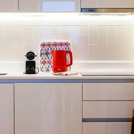 Appartamento Guestready - Modern Near Rua Augusta Lisbona